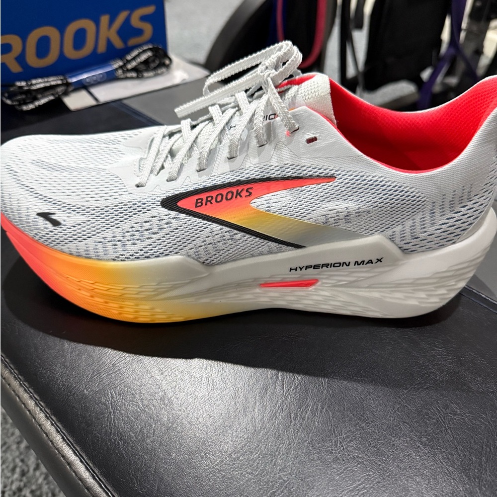 Brooks Hyperion Max White with Red and Orange Gradient - Picture 2 of 5